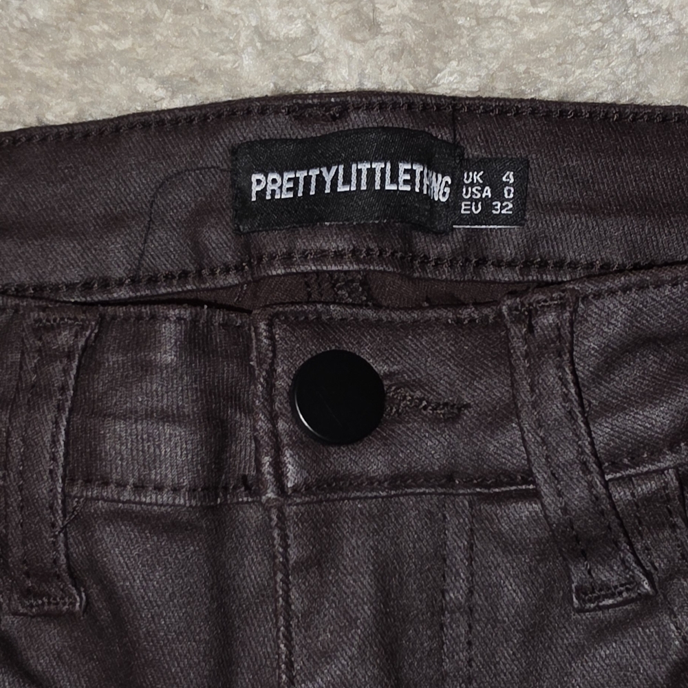 Pretty Little Thing Chocolate Coated Denim Split Hem Flares - Picture 4 of 7